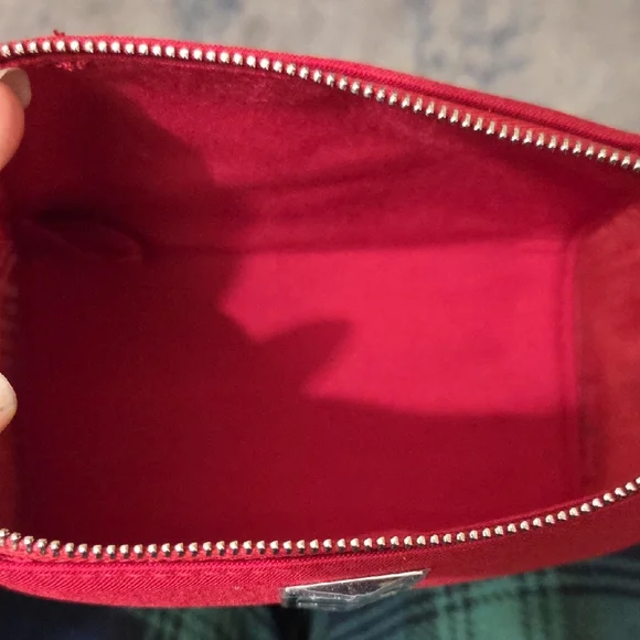 Givenchy Parfums Designer Makeup Bag - Picture 6 of 7